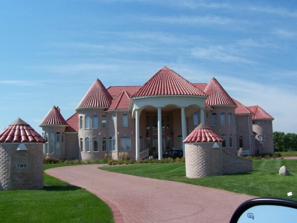 Vande Hey roof installation completed by Tilden Roofing experts.